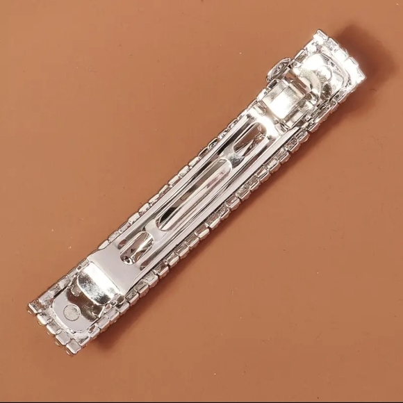 New! Stylish  hair  clip  - BTQ - Picture 3 of 7